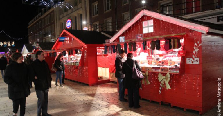 Amiens marché de Noël et spectacle Chroma 