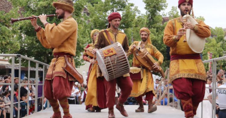 Médiévales de Provins - La plus grande fête médiévale de France