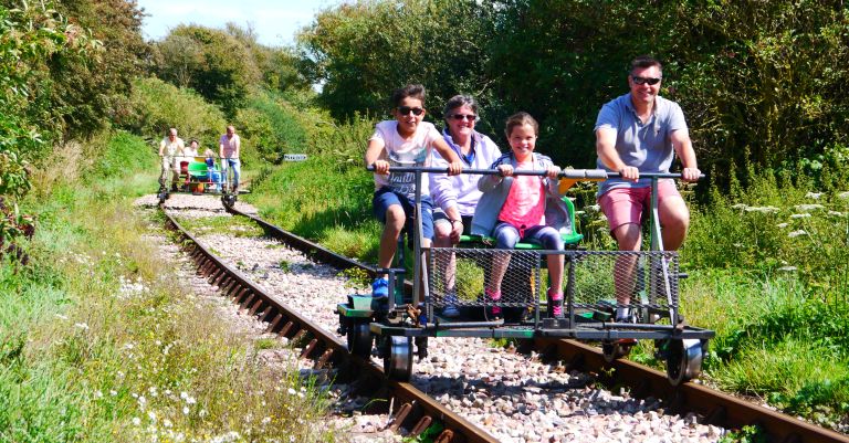 Vélo - Rails à Etretat