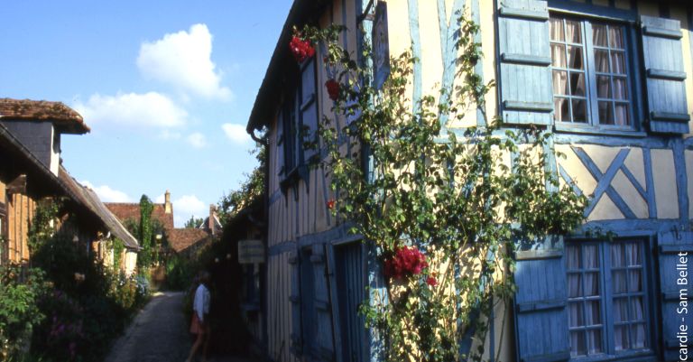 Fête des roses à Gerberoy