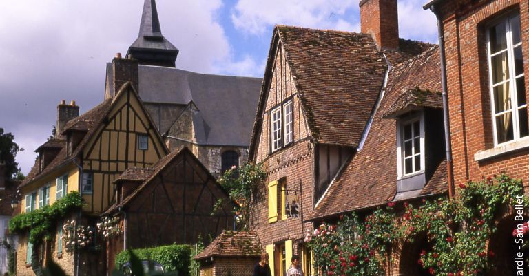 Fête des roses à Gerberoy
