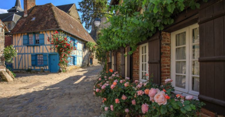 Fête des roses à Gerberoy