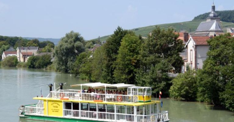 Déjeuner croisière sur la Marne et visite d'une cave de champagne