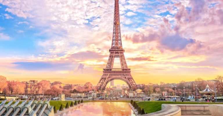 Paris déjeuner à la Tour Eiffel