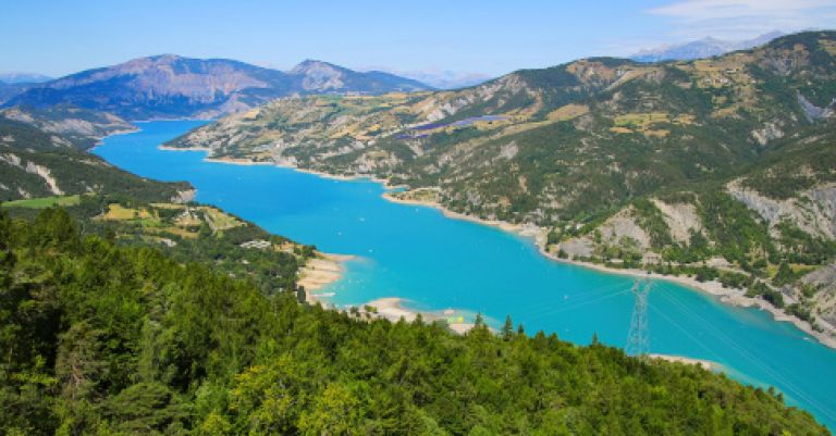 Hautes Alpes : Briançon et le lac de Serre Ponçon